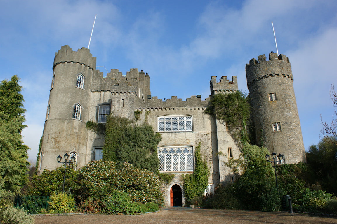 7-Castles-in-7-Days-A-Tour-of-Ireland-for-Knights--Princesses--5ef8fb3e4cfd4f6ba6957349a67ad357.jpg (1154×768)